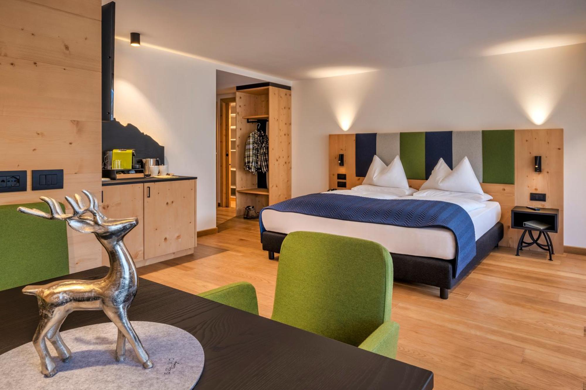 קורברה אין בדיה Posta Zirm Hotel מראה חיצוני תמונה